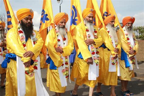 Sikhism: Sikh Costume, Rituals, and Celebrations/Ceremonies