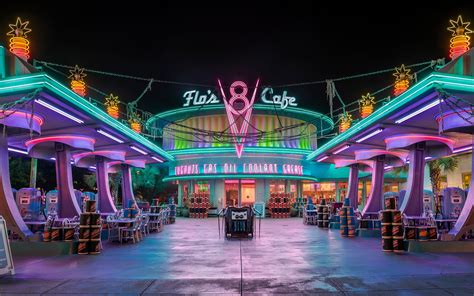 Flo's V8-Legged Cafe