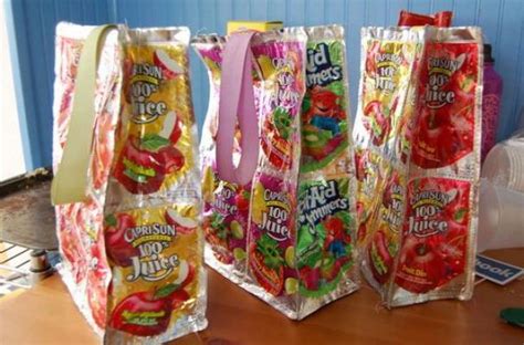 Foodista | DIY Recycled Juice Pouch Lunch Bag