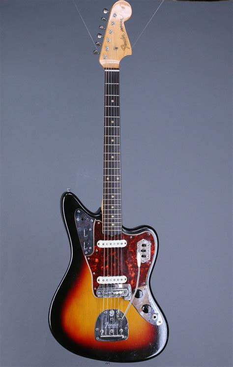 Guitars-A-Go-Go: 1962 Fender Jaguar