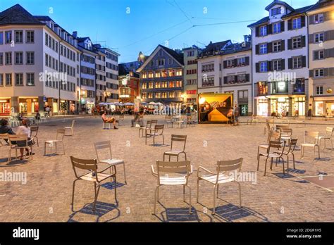 Zurich Old Town At Night High Resolution Stock Photography and Images ...