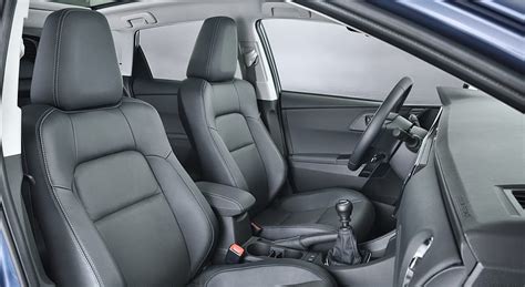 2016 Toyota Auris - Interior Front Seats, car, HD wallpaper | Peakpx