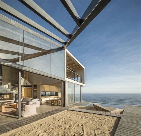 10 Modern Beach Houses With Beautiful Designs and Magnificent Views