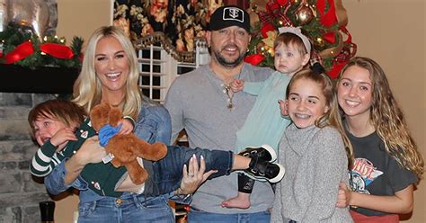 How Many Kids Does Jason Aldean Have? | POPSUGAR Family