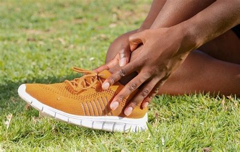 7 Easy Exercises To Reduce Foot Pain - Fitness Magazine