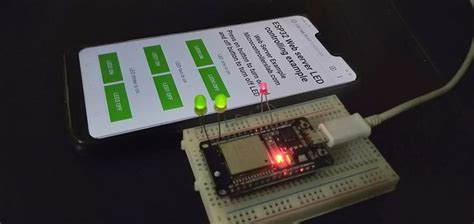 ESP32 Web server in Arduino IDE Contol GPIOs and LEDs