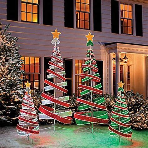 New Outdoor Christmas Decorations 2024 - Berti Chandal