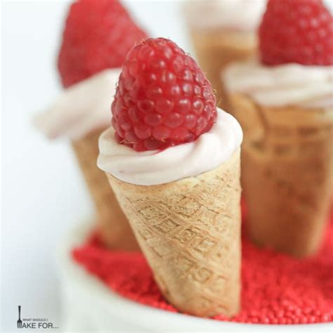 Simple Mini Cheesecake Cones - What Should I Make For...