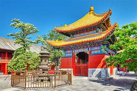 Yonghe Temple Stock Photos, Pictures & Royalty-Free Images - iStock