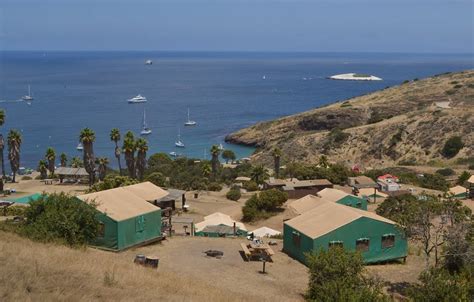 Two Harbors Campground | Catalina island, California travel road trips ...