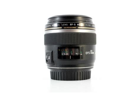 Canon EF-S 60mm f/2.8 USM Macro Lens - Lenses and Cameras