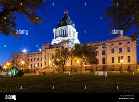 USA, South Dakota, Pierre, South Dakota State Capitol Stock Photo - Alamy