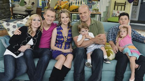 Disney's 'Good Luck Charlie' Cast Reunites! See Baby Charlie All Grown ...