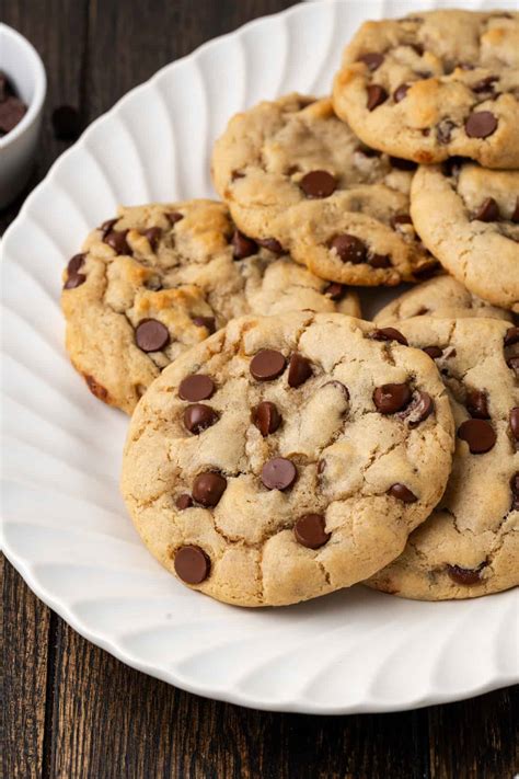 Copycat Subway Cookies - Tender and Chewy Chocolate Chip Cookies! - Cookerz