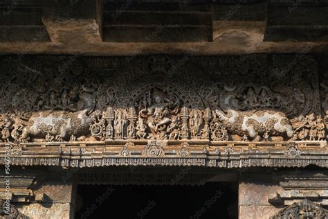 Sculptures on the outer walls of Hoysaleswara Temple at Halebidu, the ...