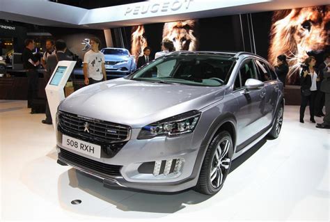 Peugeot 508 RXH Photos and Specs. Photo: Peugeot 508 RXH model and 24 ...