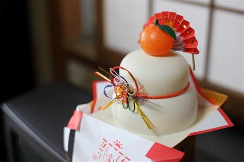 Kagami mochi 「鏡餅」 is a special traditional Japanese decoration for the New Year, usually ...