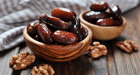 Health Benefits of Dates & The Best Time to Eat Dates