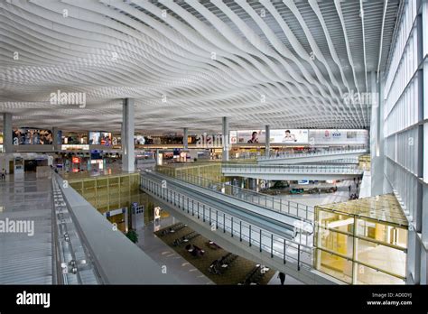 Chek Lap Kok airport Terminal 2 Hong Kong Stock Photo: 13263701 - Alamy