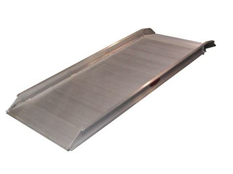 Aluminum Ramps vs. Fiberglass Ramps for Furniture and Heavy Equipement