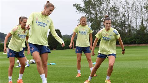 Steph Catley: 'I've never seen anything like Viv in training' : ArsenalWFC