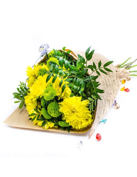 Bright Chrysanthemum Bouquet