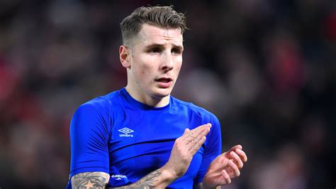 Lucas Digne podría regresar por el Everton contra el Chelsea el domingo ...