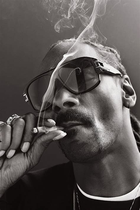 Snoop Dogg Smoke Black White Poster | Uncle Poster