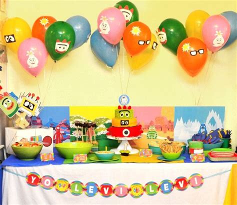 yo gabba gabba balloons! | 1st birthday parties, Birthday, 2nd birthday parties