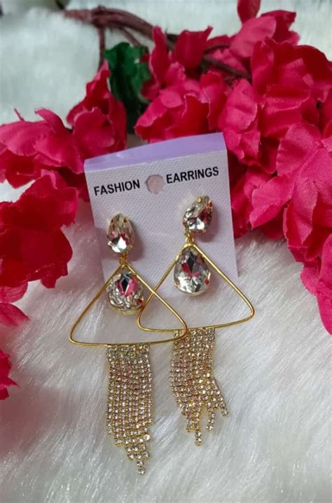 Share 89+ gold earrings online australia best - 3tdesign.edu.vn