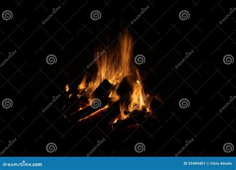 Log Fire on Black Background Stock Image - Image of close, blazing ...