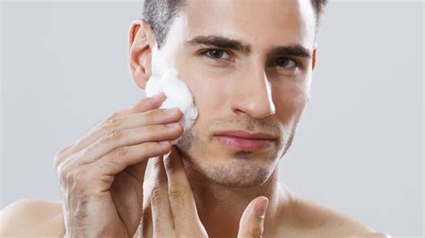 Top 5 SkinCare Tips for Men - Maven Buzz