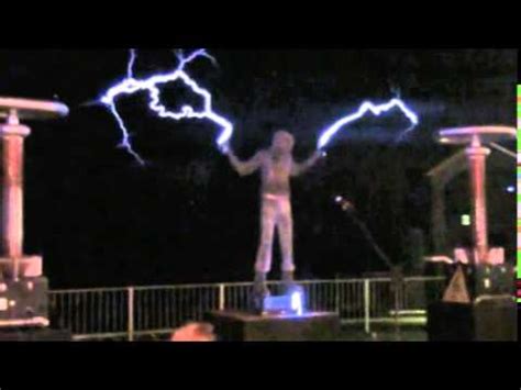 Arc Attack- Faraday suit and Lightning Shoes! - YouTube