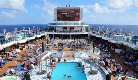 Best Deck on a Cruise Ship – How to Choose - Top Cruise Trips