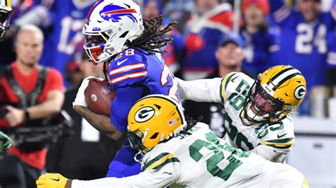 Packers Find Only Moral Victories After Loss to Bills - Sports ...