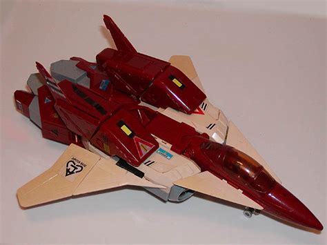 STA: Macross /Robotech: Gakken Red Alpha Fighter 8" Inch