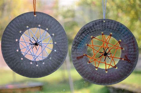 No Wooden Spoons: Paper Plate Spiderwebs {Kid Craft}