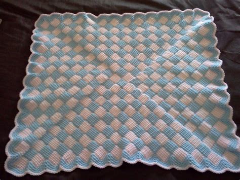 Charlotte's Web: Entrelac crochet blanket