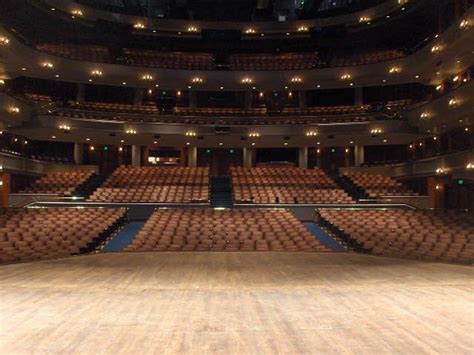 At the Ordway in St. Paul, moving a 70-ton wall is a breeze | MPR News