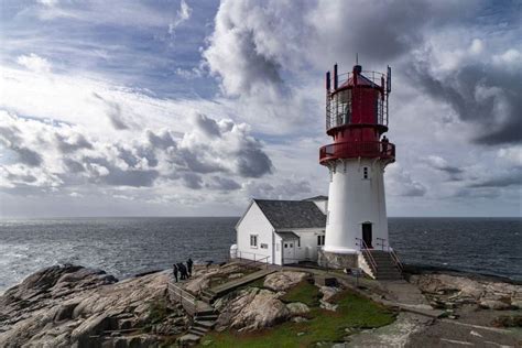 Lindesnes Lighthouse | Lighthouse photos, Beautiful lighthouse, Lighthouse