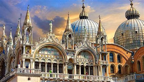 5-five-5: St Mark's Basilica (Venice - Italy)