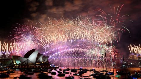 Sydney New Year Fireworks 2025 Tickets - Jeni Robbyn