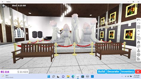 My Victorian mansions statues! | Bloxburg (Beta) Amino