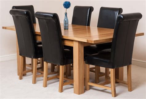 Seattle Extending Oak Dining Table with 6 Black Lola Dining Chairs