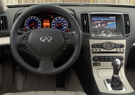 Infiniti G35 Coupe Interior