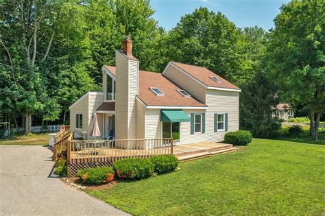 Ossipee, NH Real Estate - Ossipee Homes for Sale | realtor.com®