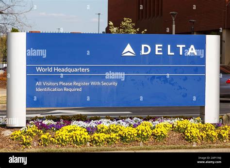 Delta headquarters atlanta hi-res stock photography and images - Alamy