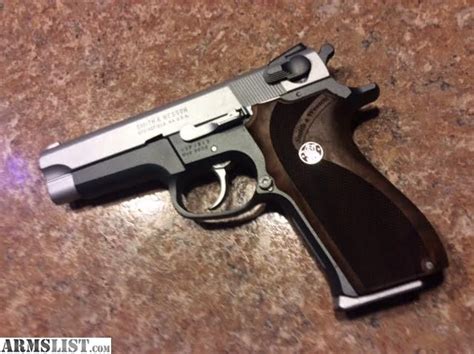 ARMSLIST - For Sale: S&W 5906 two tone custom grip