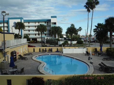 Days Inn by Wyndham Cocoa Beach Port Canaveral (C̶$̶1̶5̶2̶) C$121 - UPDATED 2022 Prices, Reviews ...