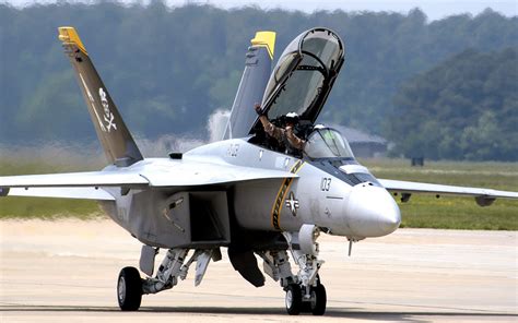 F 18 Super Hornet Wallpaper - WallpaperSafari